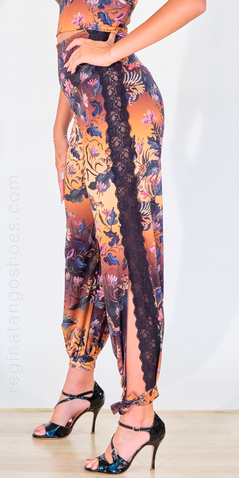 Pant orientale star 16