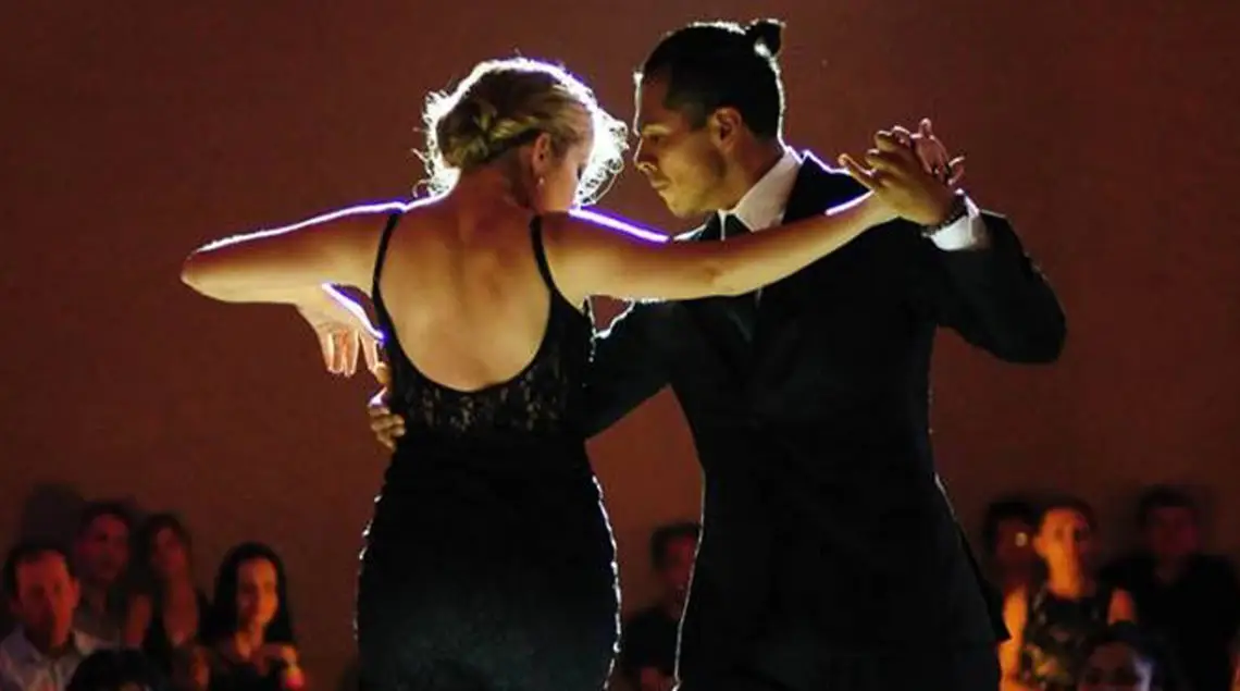 Noelia Hurtado y Sebastian Arce