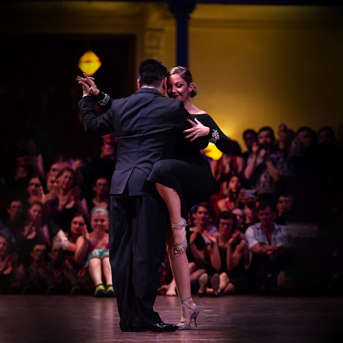 Noelia Hurtado and Carlitos Espinoza dance